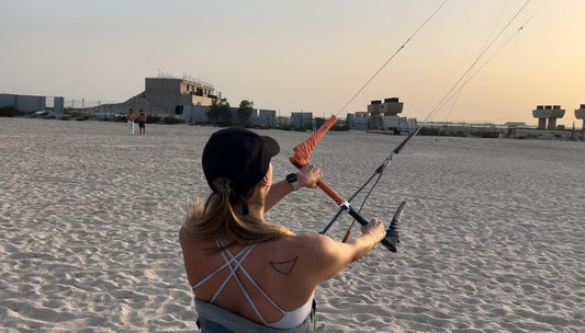 Beginner Kitesurfing Lessons - 6 Hour Package